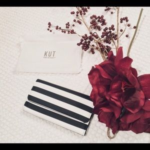 Kut From The Kloth Black&White Slim Striped Wallet